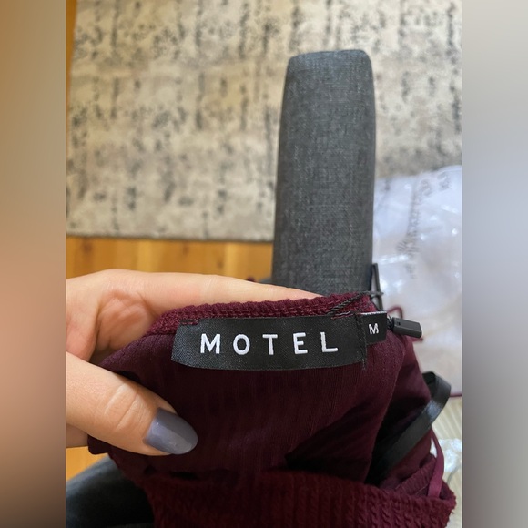 Princess Polly Motel Verso Ribbed Dress - Picture 6 of 7